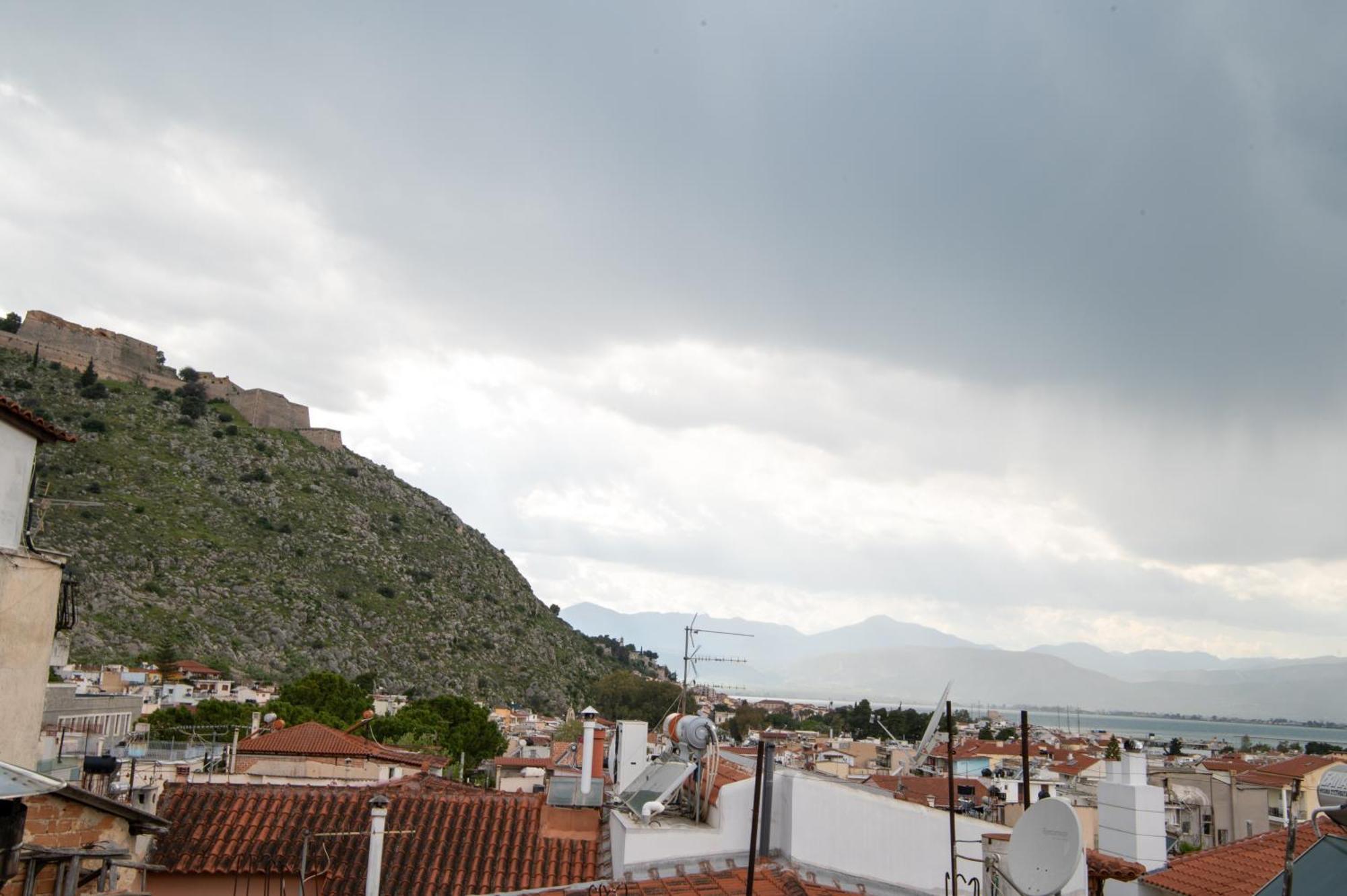 Sea View Nikos Apartment 纳夫普利翁 外观 照片